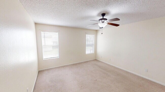Building Photo - "Spacious 4-Bedroom Retreat with 2 Baths in Prime Killeen Location – 1,590 Sq Ft of Comfort!"