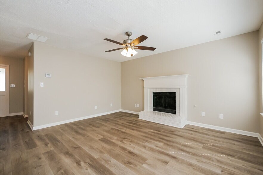 Building Photo - 7605 Briar Crest Ct