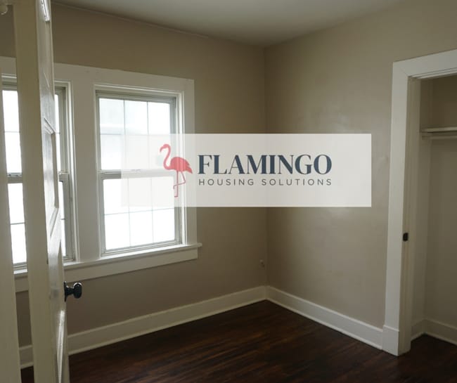 Building Photo - Charming 2 Bedroom, 1 Bath Home – Refinish...