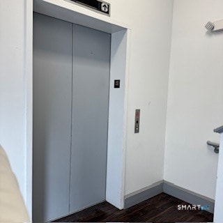 Building Photo - 670 Boston Post Rd