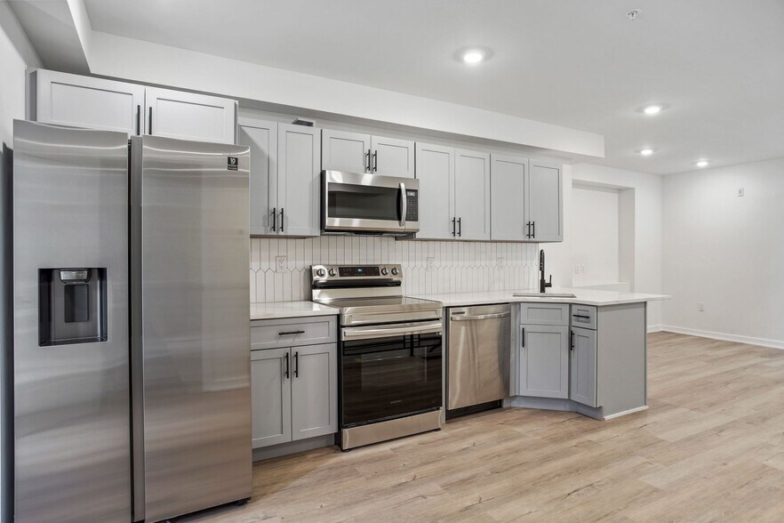 Building Photo - 1820 N 18th St