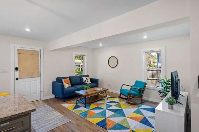 Building Photo - 68 1st St