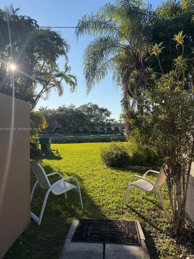 Building Photo - 15832 SW 91st Ct