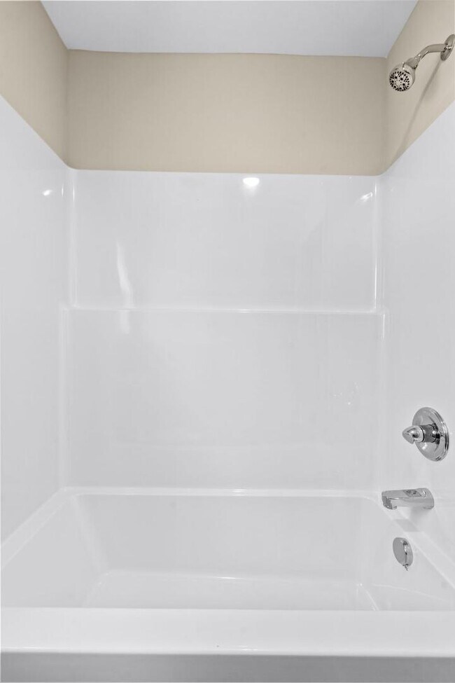 Building Photo - 112 Lambert Fld