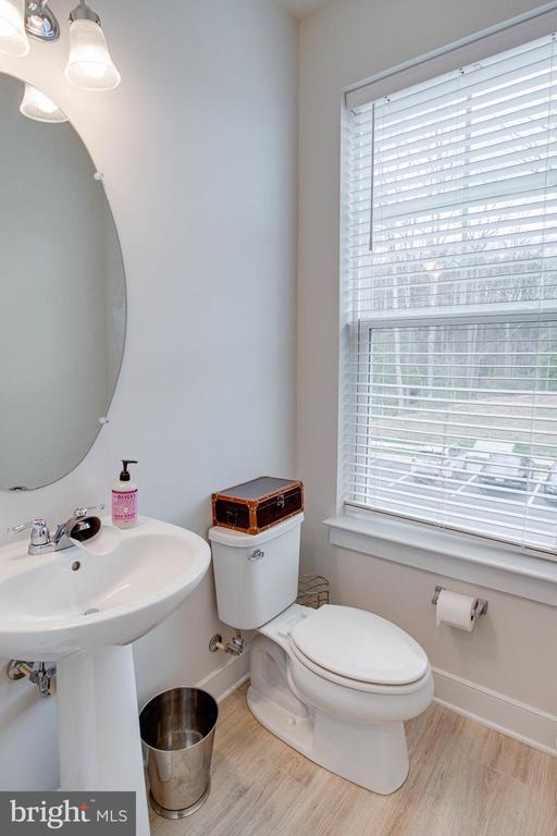 Building Photo - 1576 Meadowlark Glen Rd