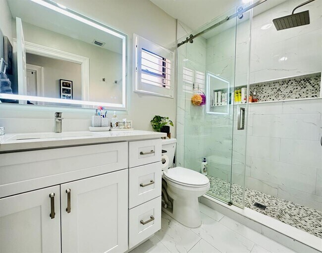 Building Photo - 21023 Rustlewood Ave