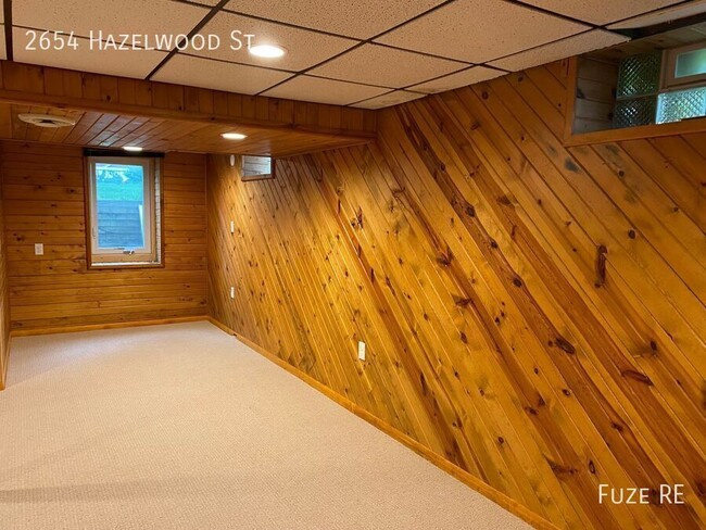 Building Photo - 2654 Hazelwood St