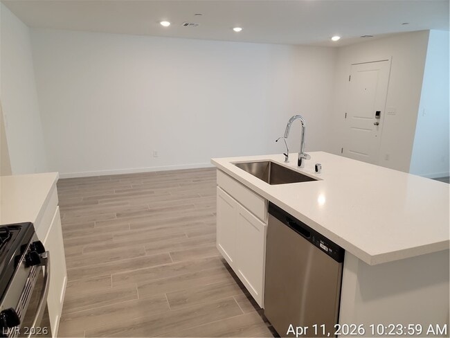 Building Photo - 155 Holden Hts Ct