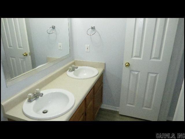 Building Photo - 13825 Ridgecrest Dr