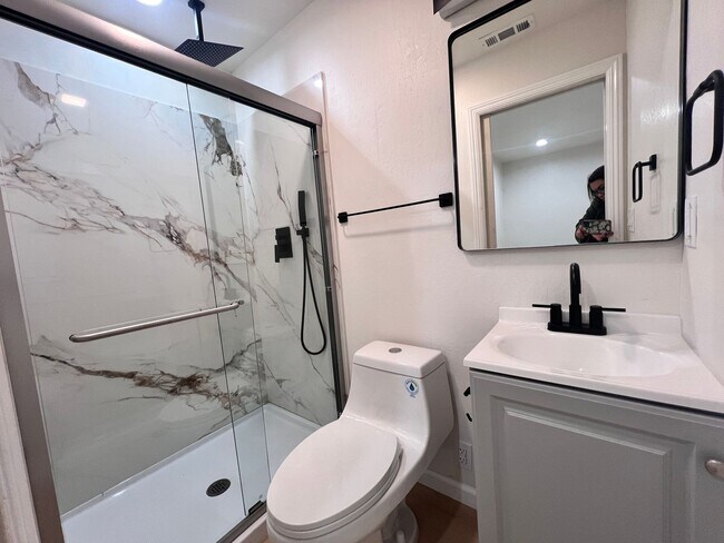 Building Photo - 1340 Homestead Rd