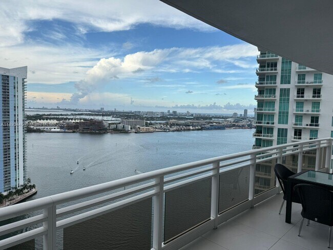 Building Photo - 901 Brickell Key Blvd