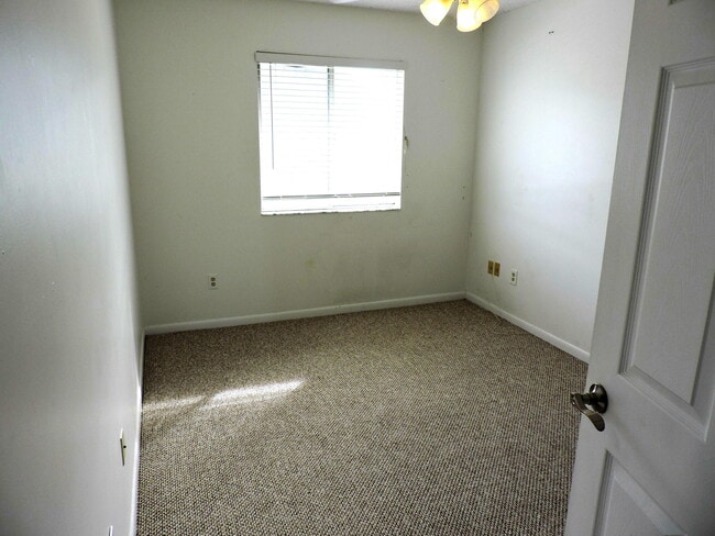 Building Photo - 6198 Riverwalk Ln