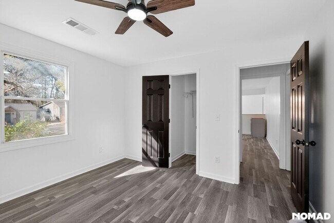 Building Photo - Charming 4BR House in Atlanta