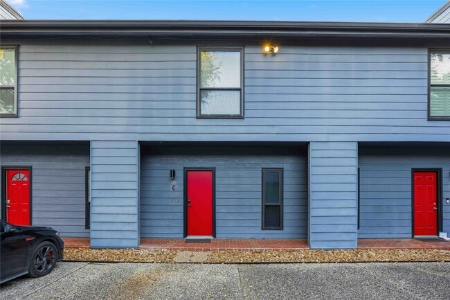 Building Photo - 2100 Commonwealth St