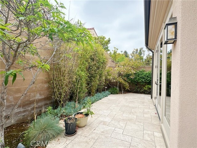 Building Photo - 65 Elmdale