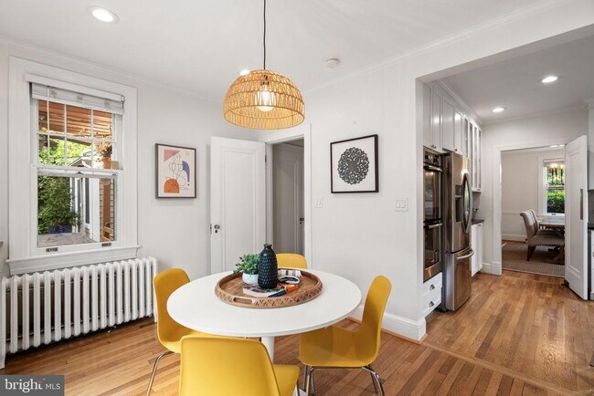 Building Photo - 4008 Rosemary St