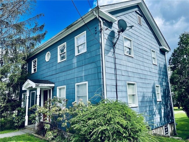 Primary Photo - 1133 NY-311