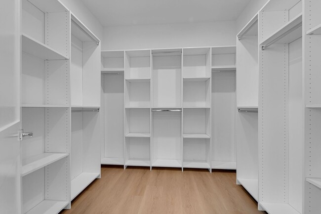 Building Photo - Modern Brand new 5-Bedroom Home for Lease ...