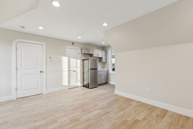 Building Photo - Stunning 2025 New Build