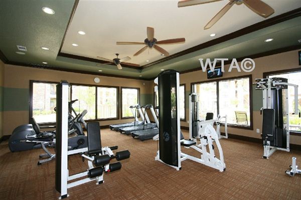 Building Photo - 13730 Ranch Road 620 N