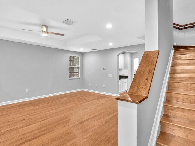 Building Photo - 2751 Ravella Way