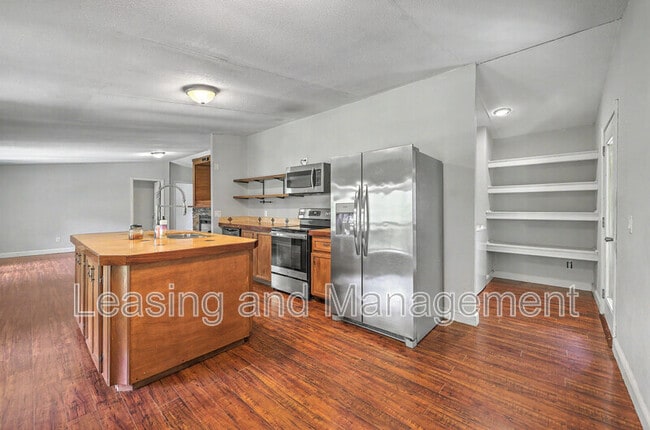Building Photo - 3585 Riley Wright Rd
