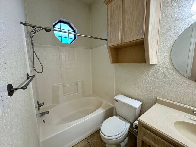 Building Photo - 2008 Lava Ln