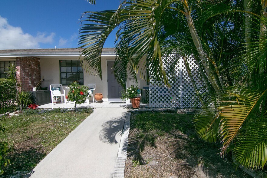 2206 NE 4th St 2206 NE 4th St - 2206 Ne 4th St Boynton Beach Fl Building Photo 