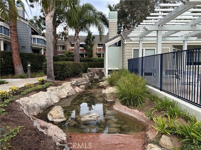 Building Photo - 7562 Seaspring Dr