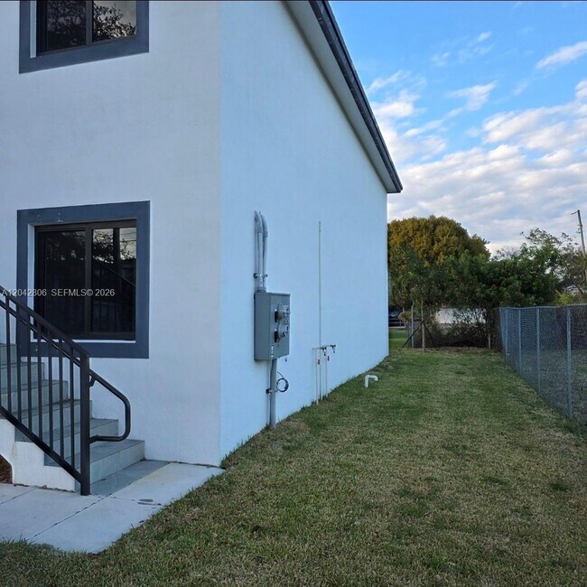 Building Photo - 2729 NW 44th St