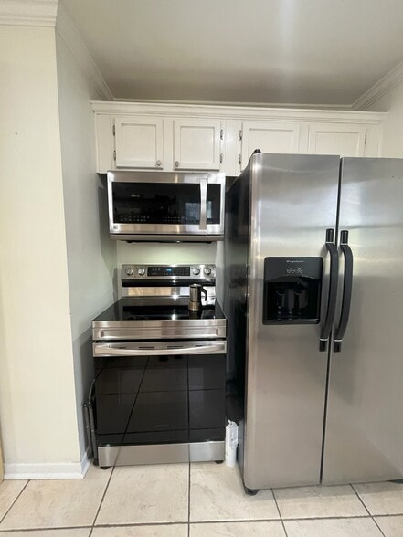 Building Photo - 3803 Lookout Dr