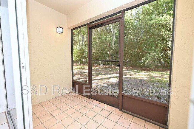 Building Photo - 141 Fernery Rd