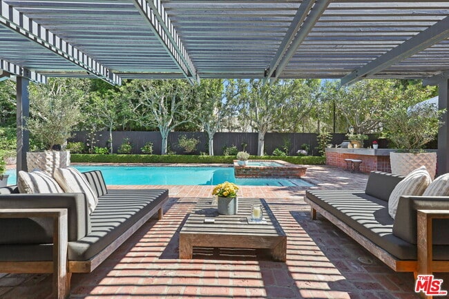 Building Photo - 1400 Jonesboro Dr