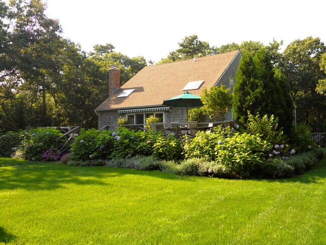 Building Photo - 3 Broad Wood Ct
