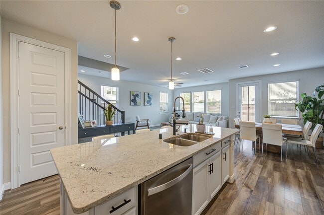 Building Photo - 4210 Peaceful Pines Ln