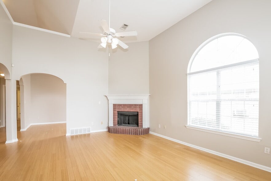 Building Photo - 4663 Shadow Field Ln