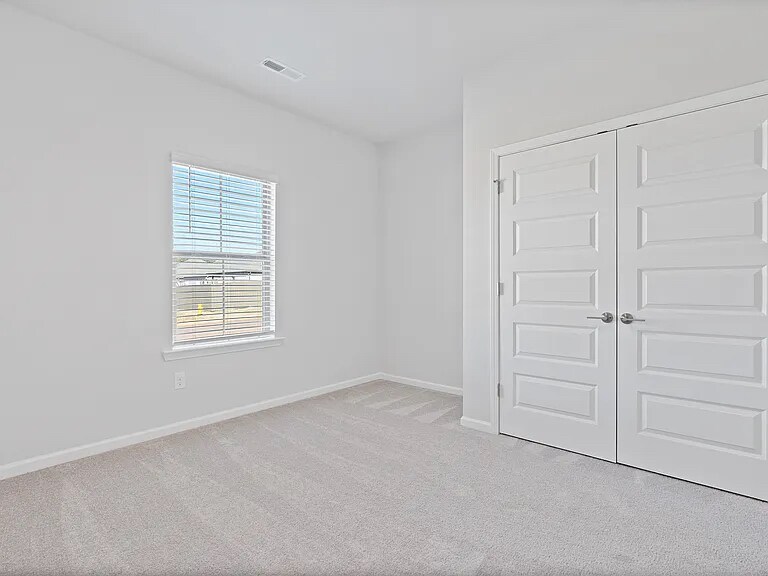 Building Photo - 14557 Mountain Strm Dr