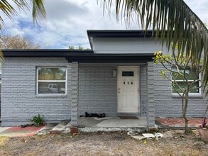 Building Photo - 616 49th St
