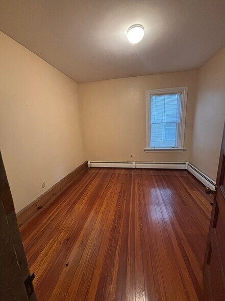 Building Photo - 29 Pratt St