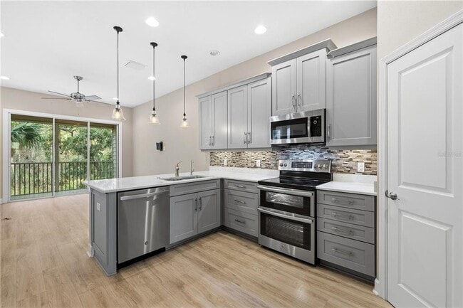 Building Photo - 3167 Moorings Dr S