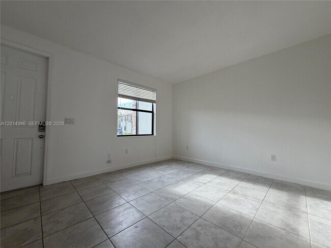 Building Photo - 10606 W 33rd Way