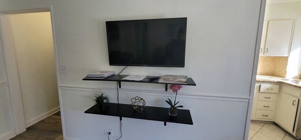 Primary Photo - 218 Peachtree St NE