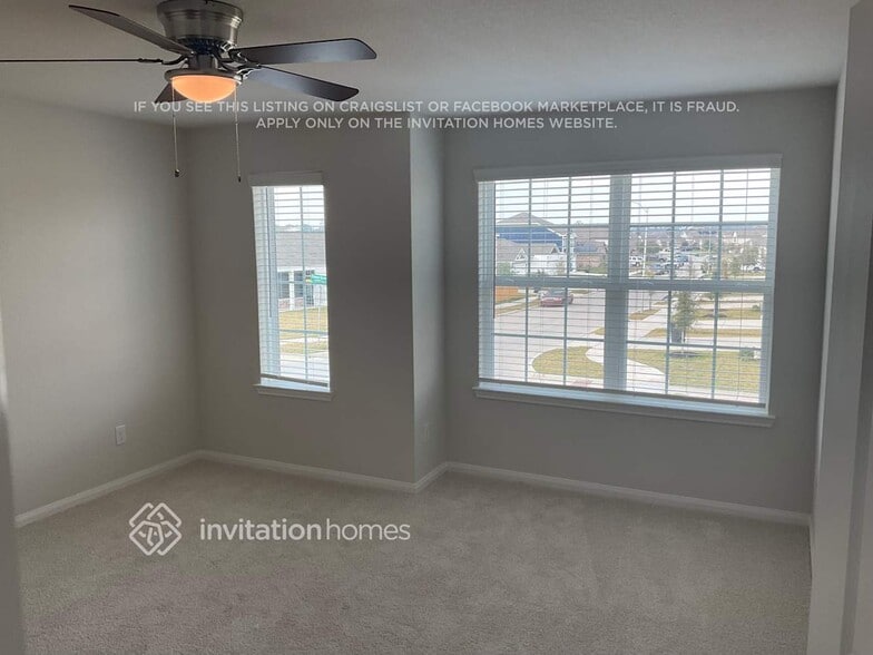 Building Photo - 8204 Sunberry Shadow Dr