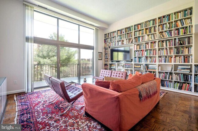 Building Photo - 3101 New Mexico Ave NW