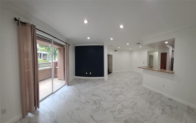 Building Photo - 330 Las Colinas Blvd E