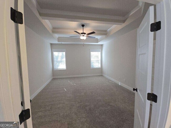 Building Photo - 440 Winding Rose Dr