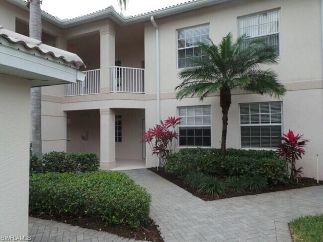 Building Photo - 3973 Bishopwood Ct E