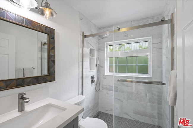 Building Photo - 1140 22nd St