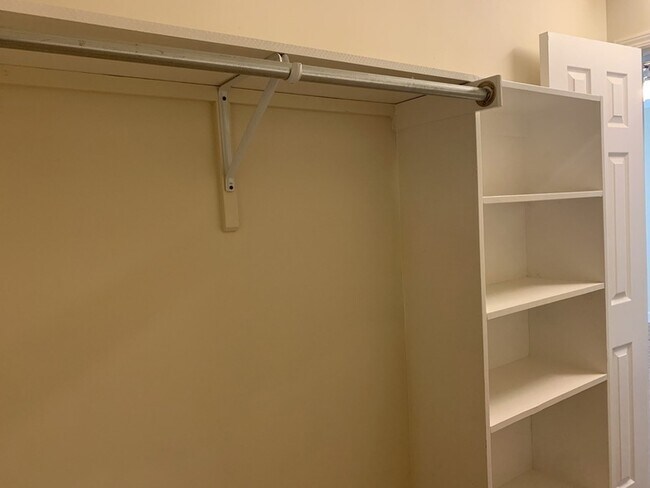 Building Photo - 1036 Persimmon Dr