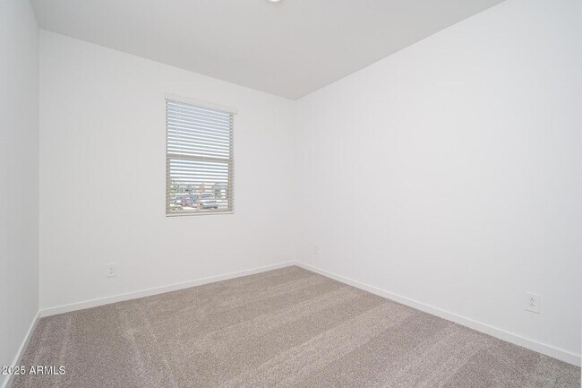 Building Photo - 17305 W Sanna St